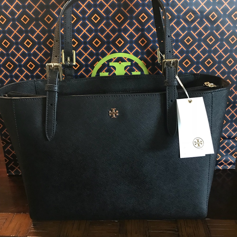 Reduced to sell! NWT Authentic Tory Burch Tote